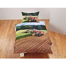 Bettwäsche mit Maishacker auf Feld