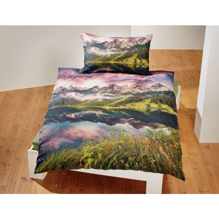 Bettwäsche Gosausee mit Bergen und Wiese main product photo