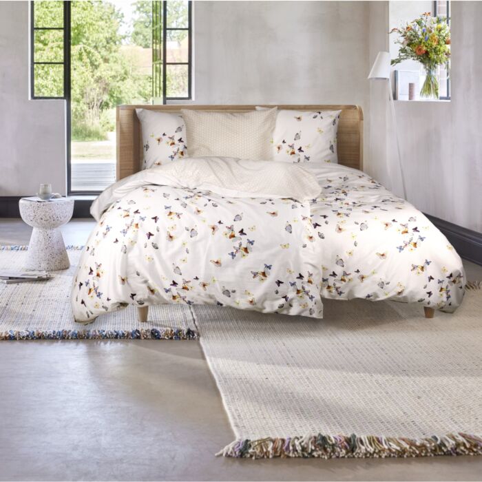 ESPRIT Bettwäsche Spring Butterflies weiss mit farbigen Schmetterlingen