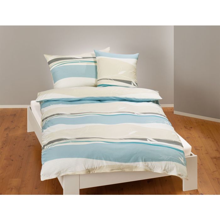 Bettwäsche mit Wellenmuster und zartem Blätterprint main product photo